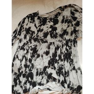 Torrid size 5 super soft knit top